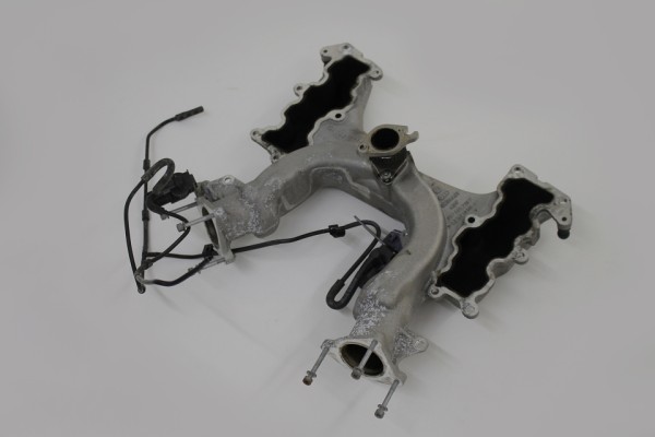 Original Audi VW Luftrohr 057145762N Ansaugrohr 4.2 TDI A8 4H Q7 4L Touareg 7P