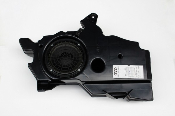 Audi A3 8P 3-türig Blaupunkt Lautsprecher 8P3035382D Bassbox Subwoofer links